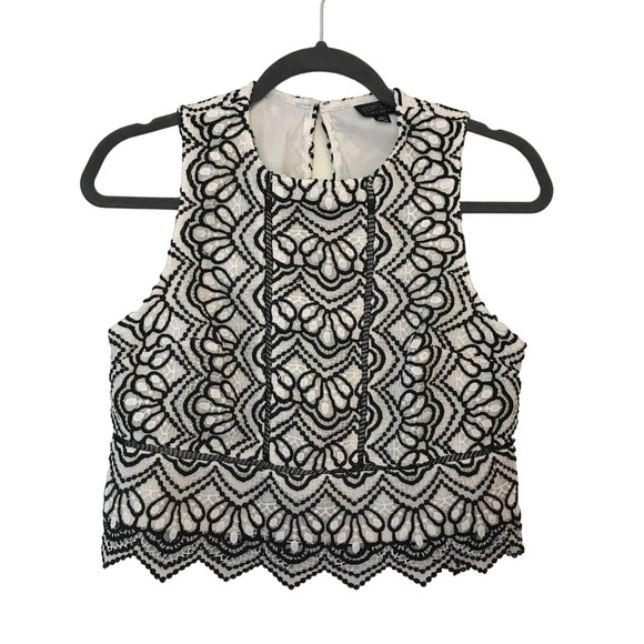 Black and White Lace Crop Top by TopShop Size 6P Fits like XS - Picture 1 of 6